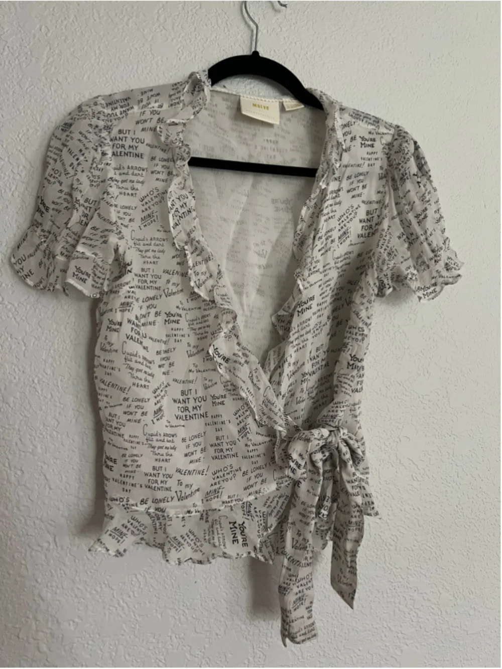 Anthropologie Maeve Women's Love Note Size S Valentine Print Wrap Top Newspaper